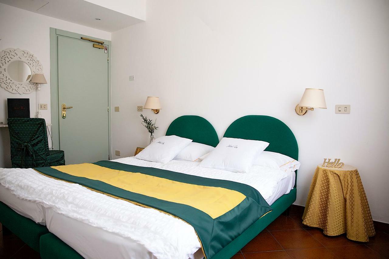 Hotel Iva Diano Marina Zewnętrze zdjęcie